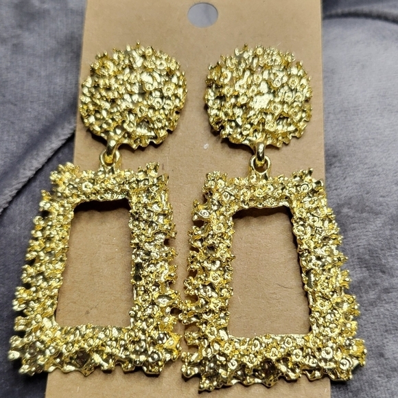 Gold Coral Textured Earrings - Picture 2 of 2